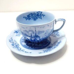 Vintage Tulip Time Johnson Bros Blue Background Windmill Teacup Saucer England